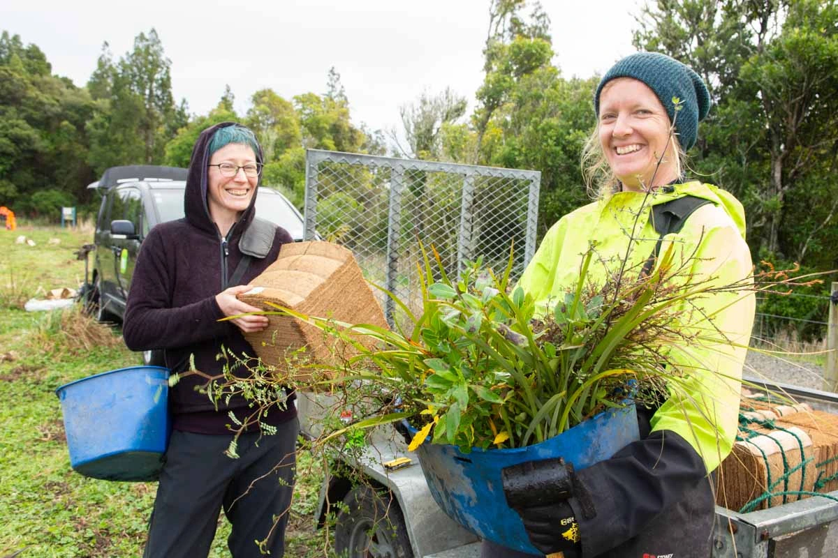 Kukuwai Project Knect Sacha Healey and Sharon Haarsma